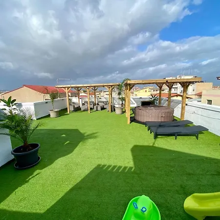 Secret Paradise & Rooftop Billard