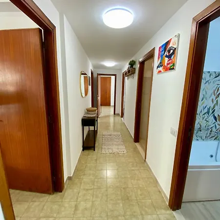 Secret Paradise & Rooftop Billard Apartman