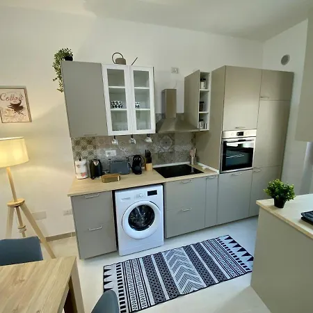 Secret Paradise & Rooftop Billard Apartman