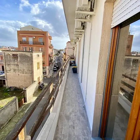Secret Paradise & Rooftop Billard * Quartu SantʼElena