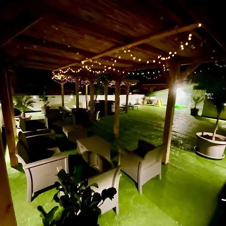 Secret Paradise & Rooftop Billard