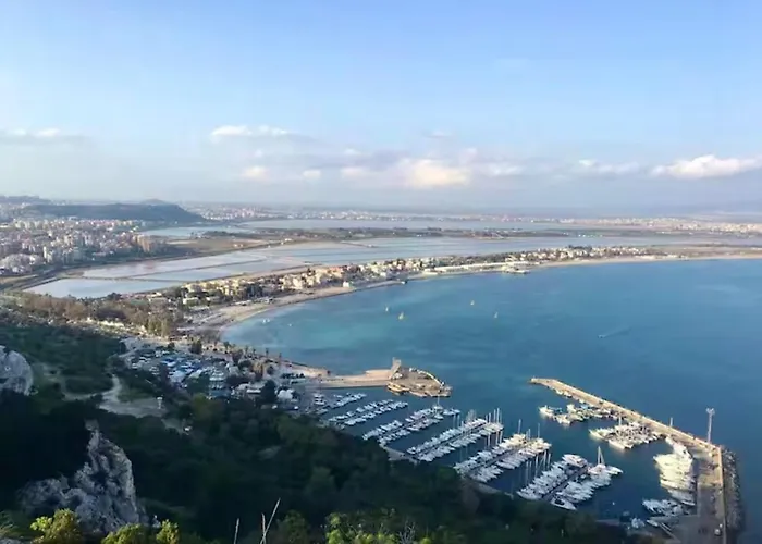 Secret Paradise & Rooftop Billard Apartment